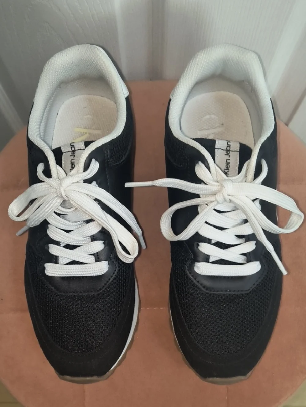 Calvin Klein Camina Sneaker Women's Size 7